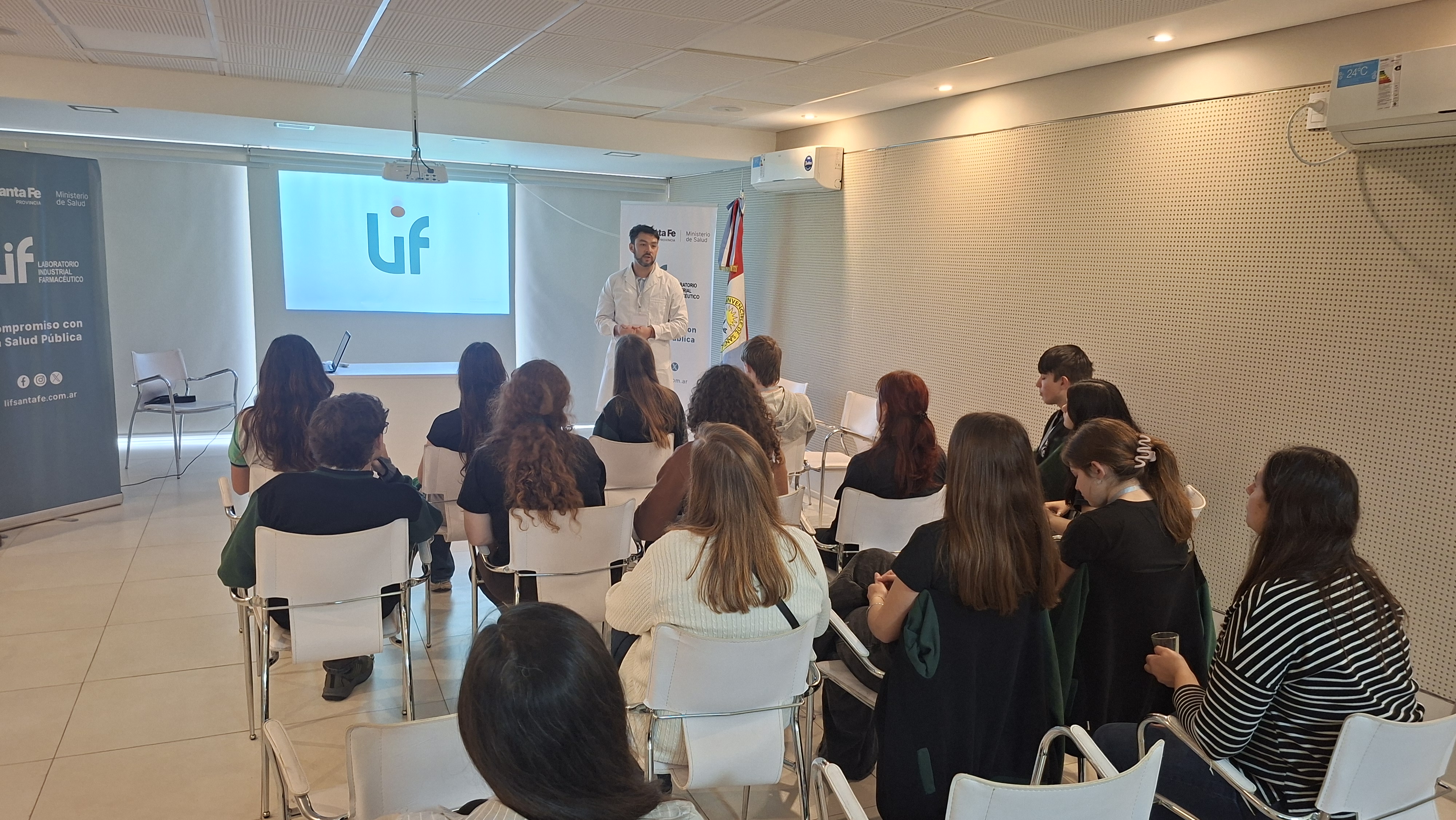 Visita educativa al LIF Santa Fe